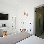 Hotel Eleana *