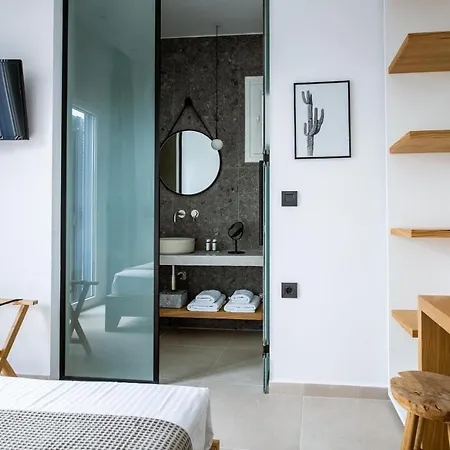 Eleana Hotel *