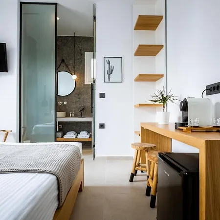 Eleana Hotel