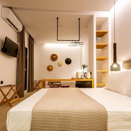 Eleana Hotel *