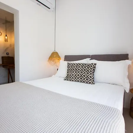 Eleana Hotel *